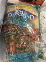 LARGE BAG BLUE DIAMON SEA SALT ALMOND,SM RIP IN BG