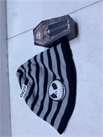 Jack skellington beanie and little box