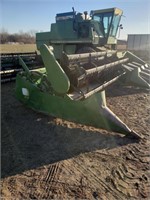 John Deere 213 grain head