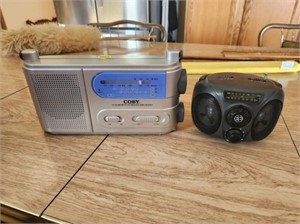 2 Battery Opperated Radios