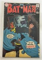 #217 BATMAN COMIC BOOK
