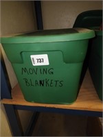 Tub of moving blankets