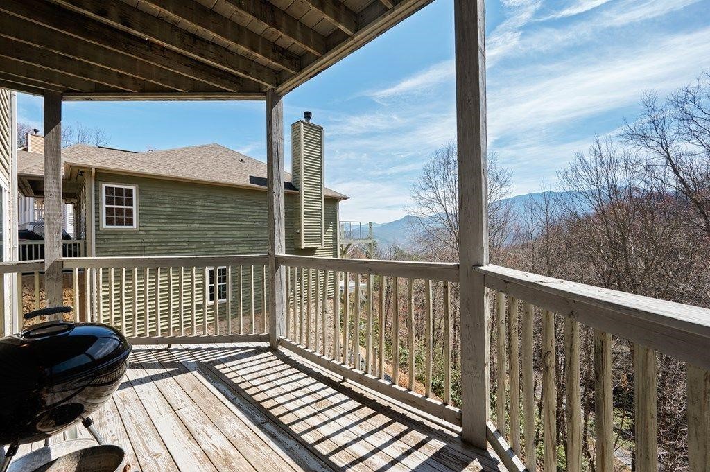 921 Woodsmoke Way GATLINBURG, TN 37738