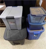 5) Various Sized Plastic tubs with lids