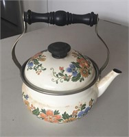 Jardine Collection Tea Pot