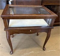 Display Table,  Drawer, Top Lifts