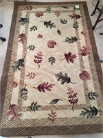 Floor Rug with Leaf Design