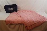 YNM Rose-Colored Weighted Blanket