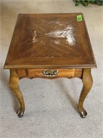 Queen Ann end table top rough 231" X 26" X 21"