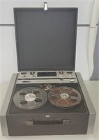 RCA REEL-TO-REEL TAPE PLAYER & RECORDER