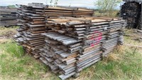 2 Bdls of 1x4x8', 1x6x8' Spruce Rough Lumber
