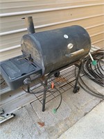 NICE GAS GRILL