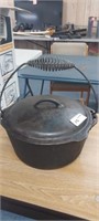 LODGE #8 CAST IRON DUTCH OVEN WITH LID