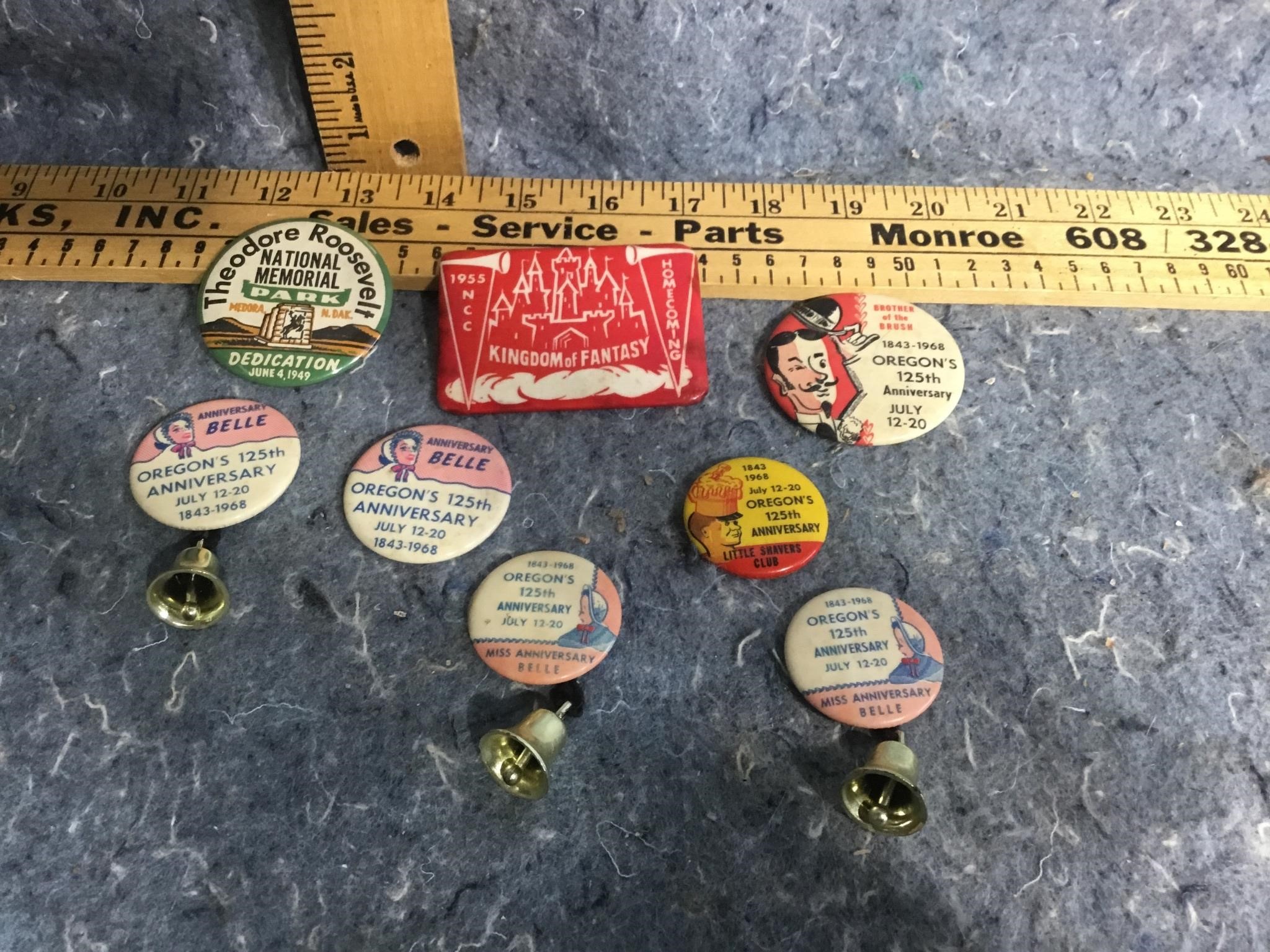 Group lot of vintage pin backs