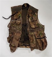 Fieldline Real Tree Camouflage Fishing Vest w/Lots