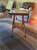 Antique Spindle leg Oak Parlor Table