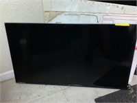 40" WORKING FLAT SCREEN TV, NO STAND, NO REMOTE