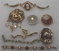 8 COSTUME JEWELRY BROOCHES BRACELETS