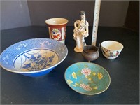 Vintage Asian Bowls Figurine