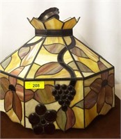 TIFFANY STYLE STAINED GLASS HANGING LIGHT FIXTURE