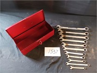 Metal Toolbox with open/boxed wrenches
