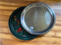 PAIR SERVING TRAYS