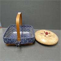 Longaberger Pie Basket w/ Pie Dish