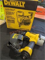 DeWalt 15° Coil Siding and Fencing Nailer