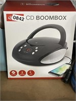 GPX CD BOOMBOX RETAIL $30