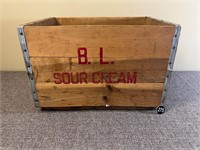 BL Sour Cream 4-Sided Wood Crate