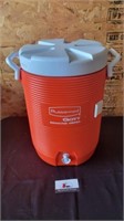 Rubbermaid cooler