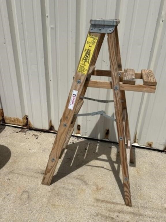 Wooden Keller step ladder, nice condition