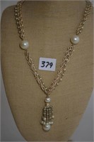 Vintage Necklace w/Pearls