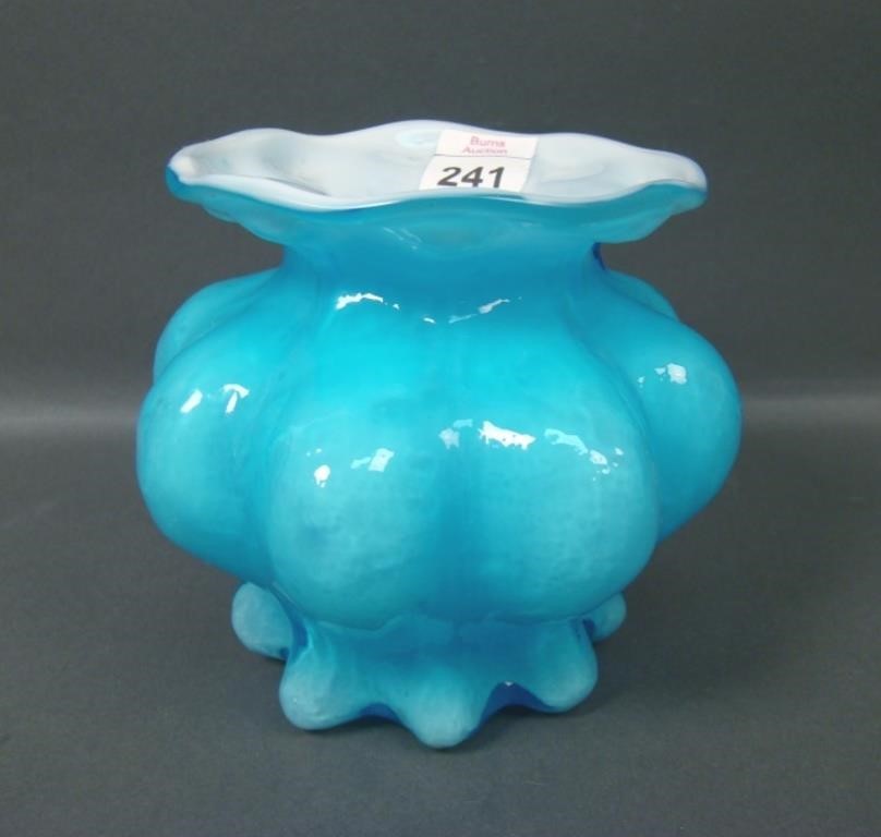 Consol. Regent Line Blue/ Catalonian Violet Vase