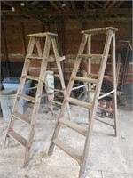 2 - 6' wooden step ladders