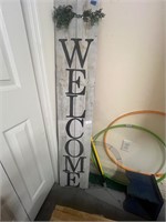 LARGE WOODEN WELCOME SIGN