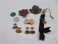 8 PIECES JEWELLERY (2  PAIRS 10KT CUFF LINKS)