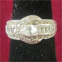 .925 Silver Ring with Clear Stones sz 5, 0.11ozTW