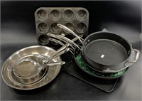 Assorted modern cookware
