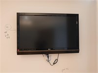 TV - 48" LG