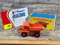 Matchbox Series By Lesney #28 Mack Dump Truck