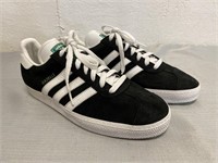 Adidas Gazelle Shoes Size 10 US