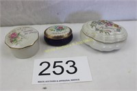 Group of 3 Porcelain/Ceramic Trinket Boxes
