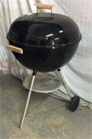 Weber Kettle Charcoal Grill S6B