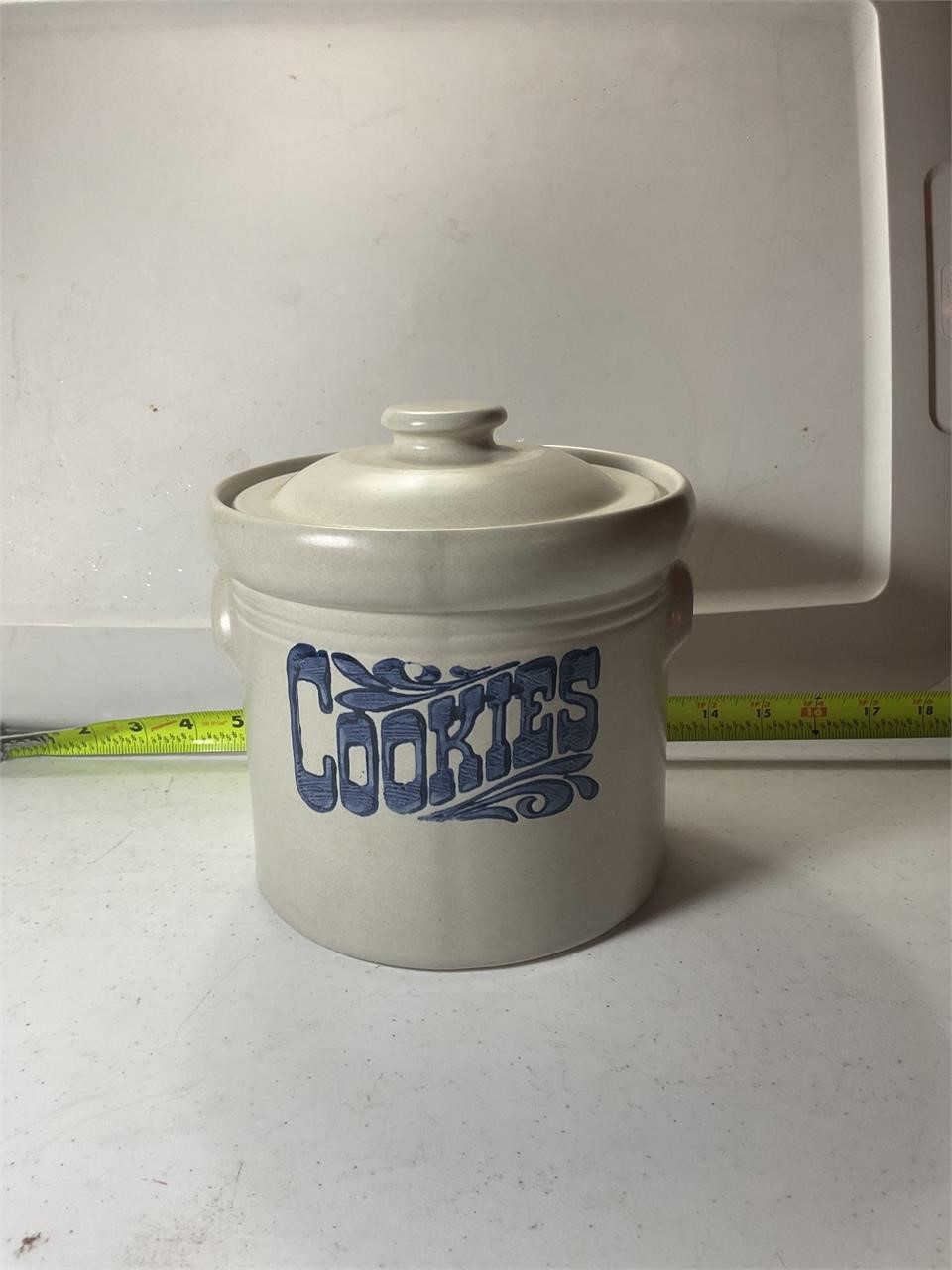 Vintage Pfaltzgraff Yorktown Cookie Jar