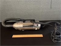 Metropolitan 500 Watt Hand Held Vacuum