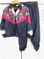 VINTAGE PETITES 2PC WINDBREAKER SET MEDIUM