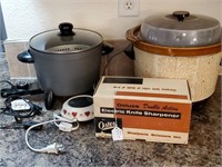 Various Kitchen Appliances