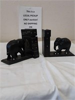 Elephant book ends