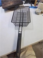 Grill fish basket or other food cooker